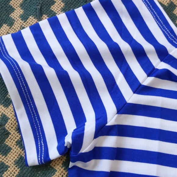 NWT. Off shoulder fitted modal top T-shirt. Sz. L - Picture 3 of 6